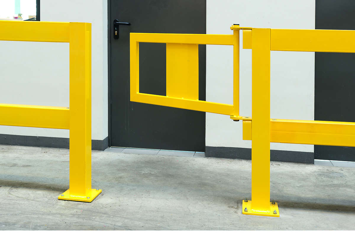 Gate for railings for the heavy & medium duty railing systems. To be manually opened up to 90° either inwards or outwards. image